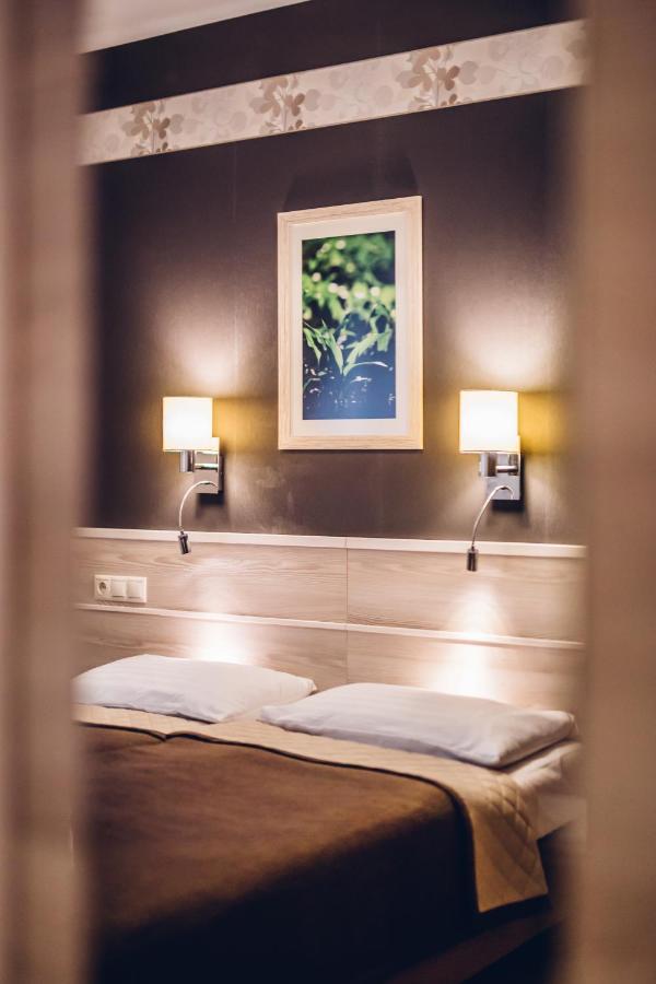 Natur Hotel Koevesteto Hosszuheteny Extérieur photo