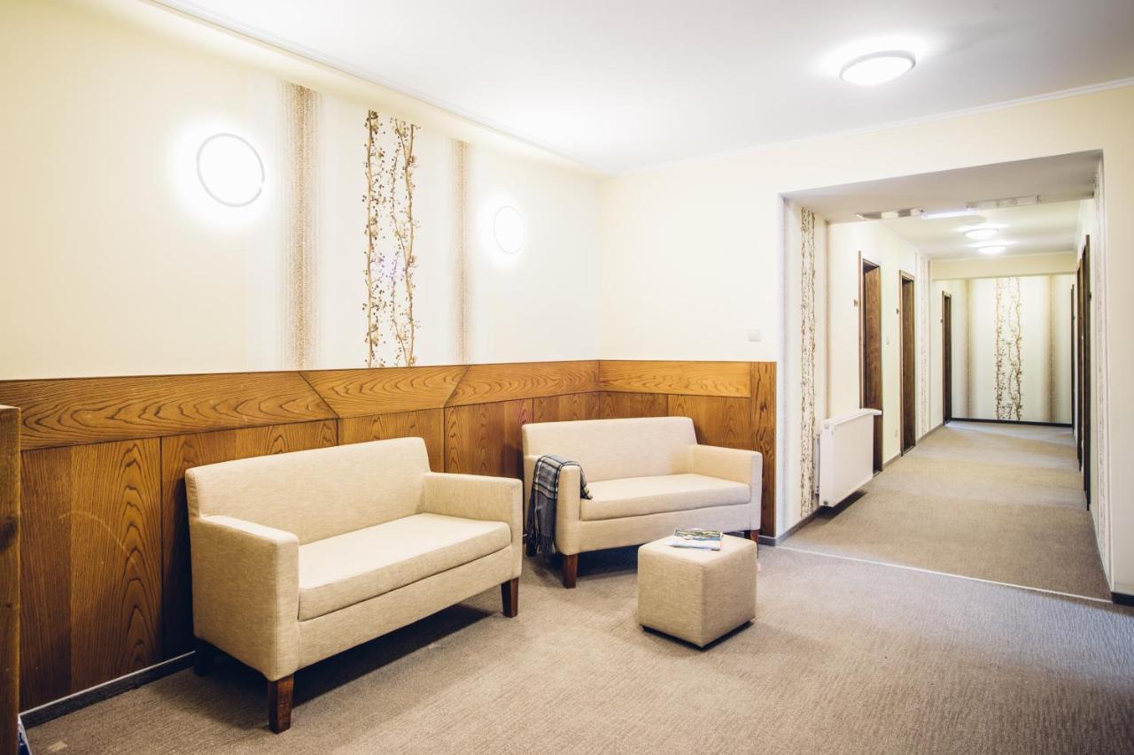 Natur Hotel Koevesteto Hosszuheteny Extérieur photo